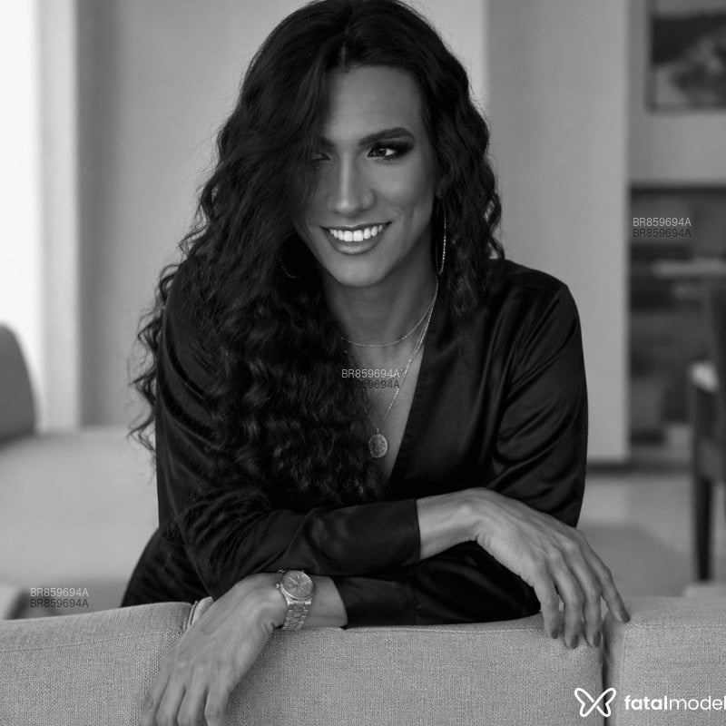 Acompanhante Kelly Bueno - Feed