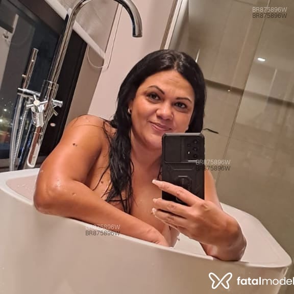 Acompanhante Flor morena - Feed