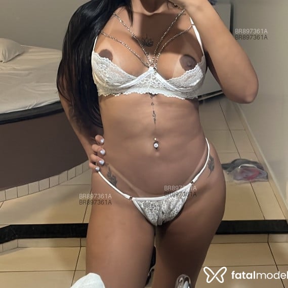 Acompanhante Débora Goxxtosa - Feed