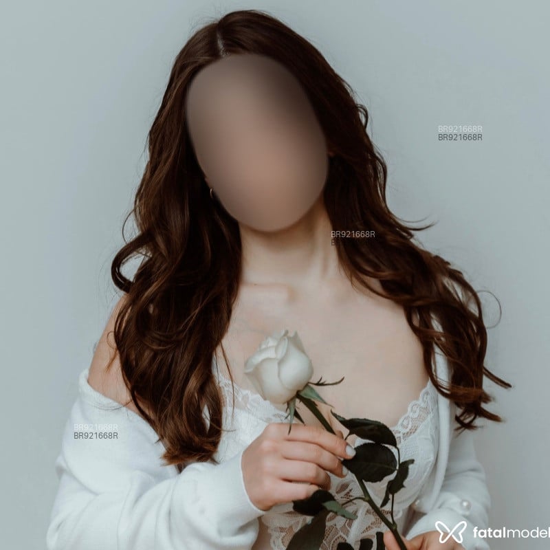 Acompanhante Luisa - Feed