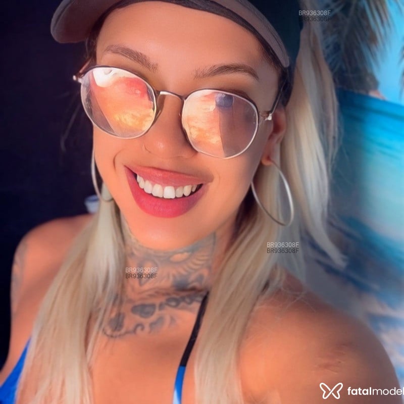 Acompanhante Docealgodão - Feed