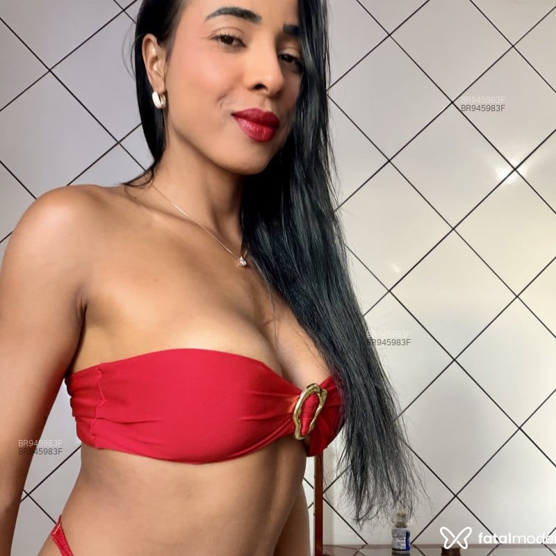 Acompanhante Laura - Feed