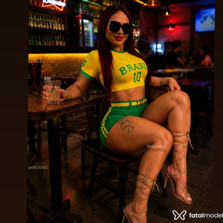 Acompanhante Valentina Karem - Feed