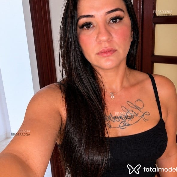 Acompanhante Lara Higer - Feed