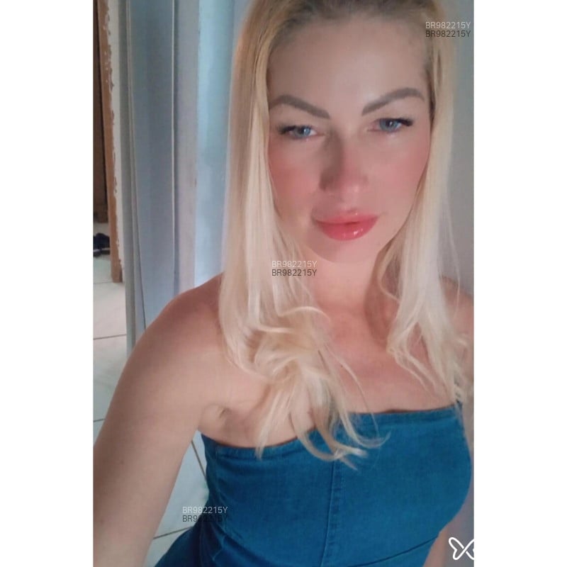 Acompanhante Aline - Feed