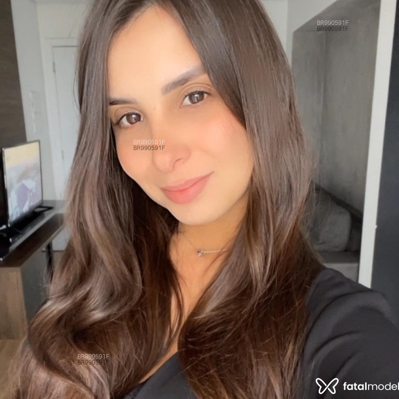 perfil de Yasmine Vieira