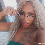Acompanhante Bombozinho - Perfil