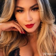 Acompanhante Valentina - Perfil
