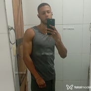 Acompanhante Junio - Perfil