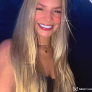 Acompanhante Karol - Perfil