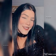 Acompanhante Carolina - Perfil