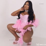 Acompanhante Angelotti Martins - Perfil