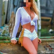 Acompanhante Neonn - Perfil