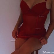 Acompanhante Nic - Perfil