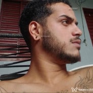 Acompanhante Tyller - Perfil
