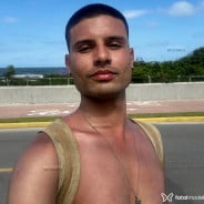 Acompanhante Fernando - Perfil