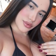 Acompanhante Bia - Perfil