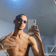 Acompanhante Pedro Tinss - Perfil