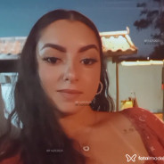 Acompanhante Alice - Perfil