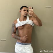 Carlos Acompanhante Carlos - Perfil