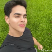 Acompanhante Farides - Perfil
