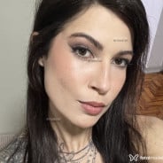 Acompanhante Camila - Perfil