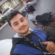 Acompanhante Andri - Perfil
