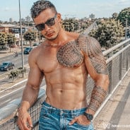 Acompanhante THEO HERNANDES - Perfil
