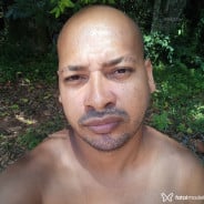 Douglas Acompanhante Douglas - Perfil