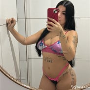 Acompanhante Débora - Perfil