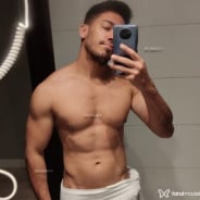 Acompanhante Carlos Kurta - Perfil