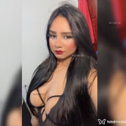Acompanhante Helena Scarlet - Perfil