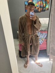 Acompanhante Carvalho - Perfil