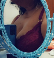 Acompanhante Geek Plussize - Perfil