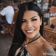 Acompanhante Elyza - Perfil