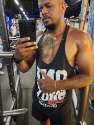 Acompanhante Leo Silva - Perfil