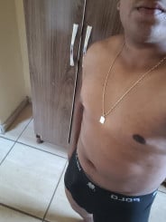 Acompanhante Pretin - Perfil