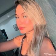 Acompanhante Alice - Perfil