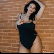 Acompanhante Ruby - Perfil