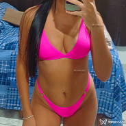 Acompanhante Mia bugatti - Perfil