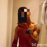 Acompanhante Preto - Perfil