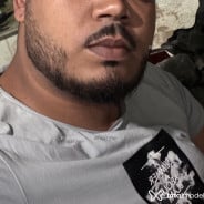 Acompanhante Matthews - Perfil