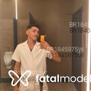 Acompanhante Dilon - Perfil