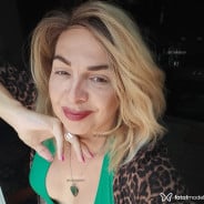 Acompanhante Chloé - Perfil