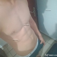 Acompanhante Chiquiiluqui - Perfil