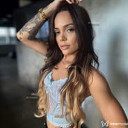 Acompanhante Mia - Perfil