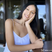 Acompanhante Elisa - Perfil