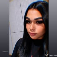 Acompanhante Annair - Perfil