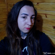 Acompanhante Rutty - Perfil