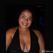 Acompanhante Calica - Perfil